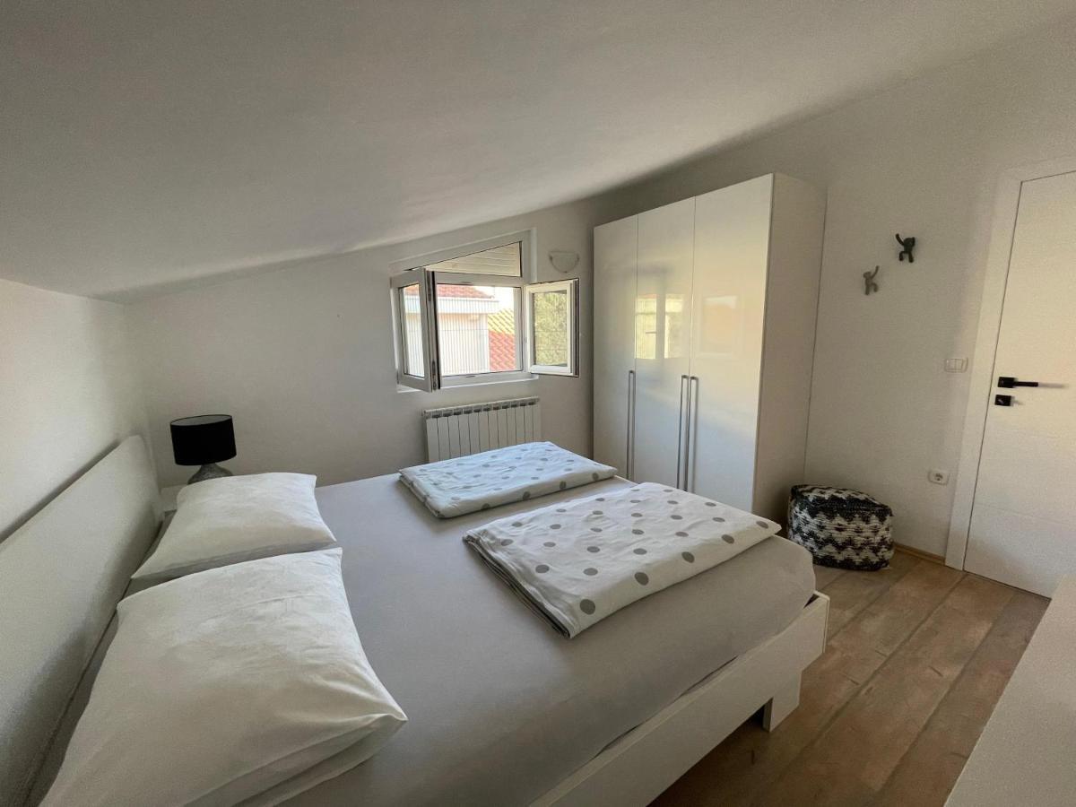 ביבינייה Apartments Sime מראה חיצוני תמונה
