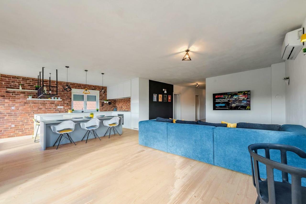 ביבינייה Apartments Sime מראה חיצוני תמונה
